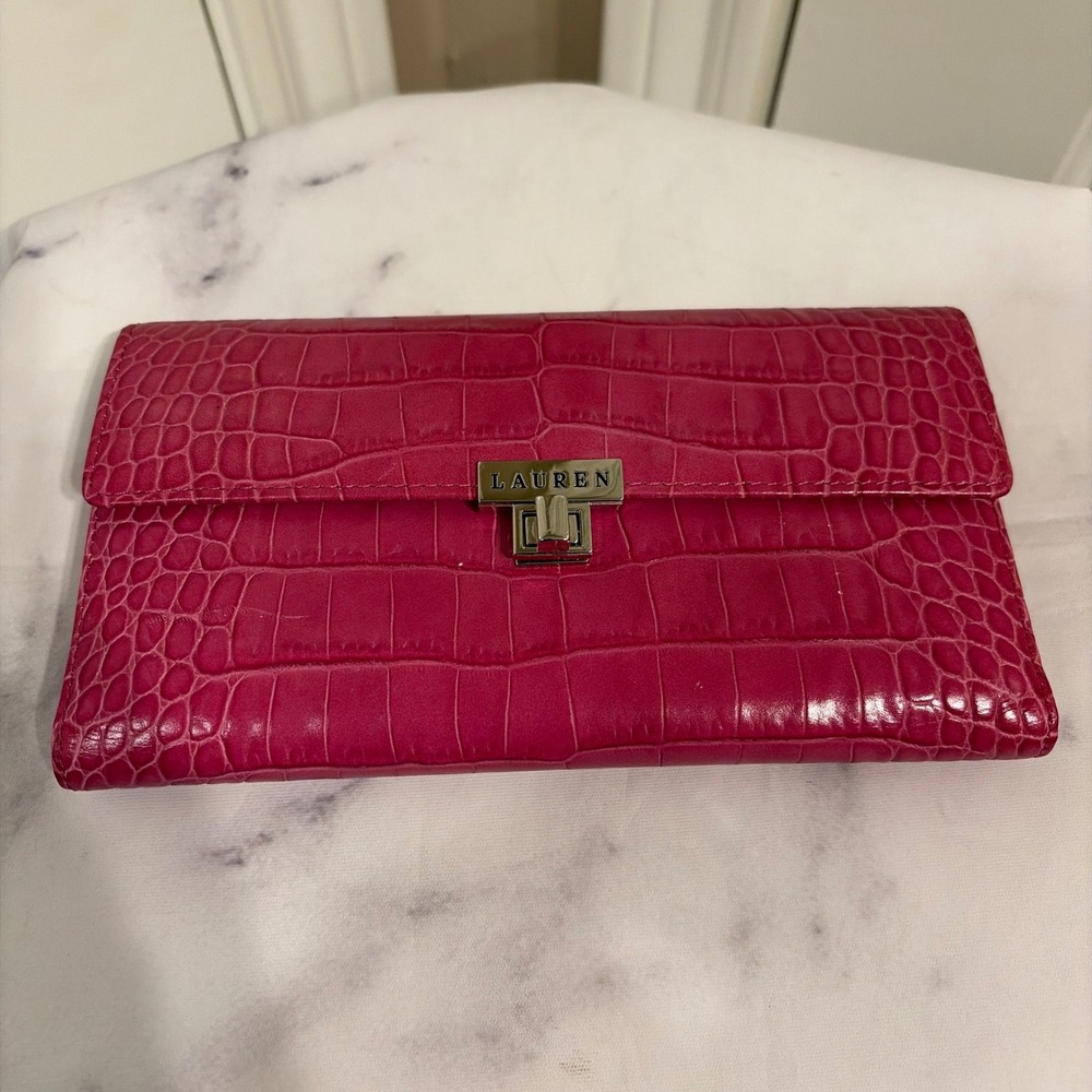 Lauren Ralph Lauren Womens Croc Embossed Leather Wallet Pink OS Turn Lock